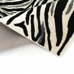 Villamatto - Zebra -Pyöreät Matot Myymälä 25082017 img 3284