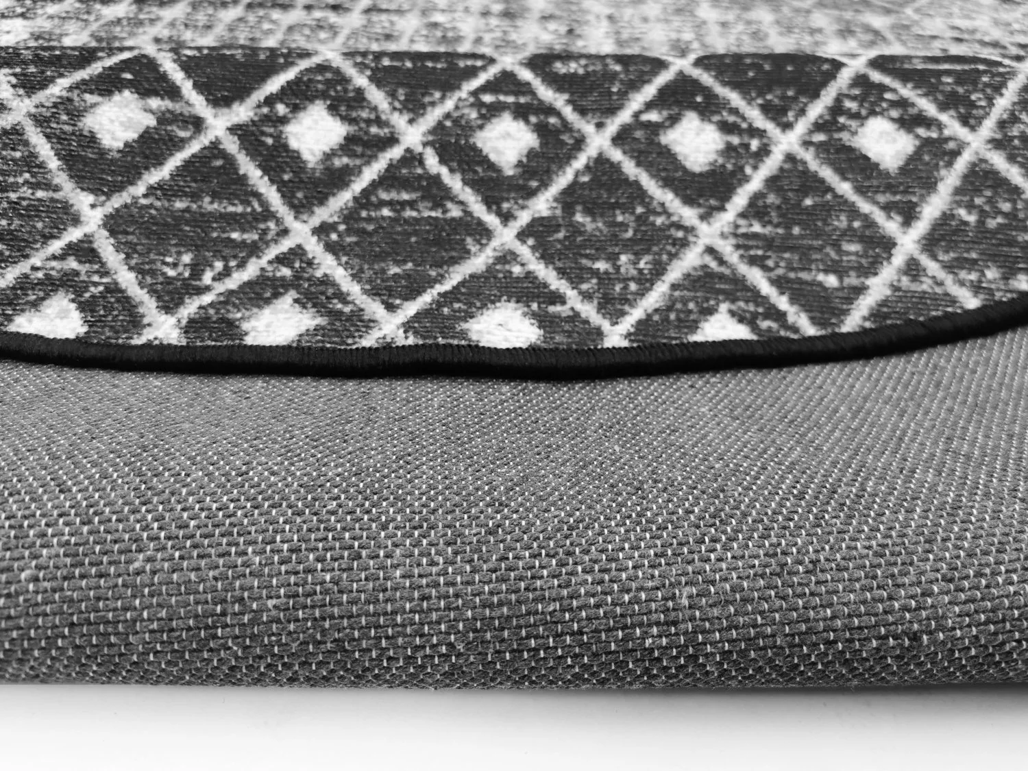 Pyöreät Matot - Stella (musta/valkoinen) 6 Pyöreät Matot - Stella (musta/valkoinen) - Image 4